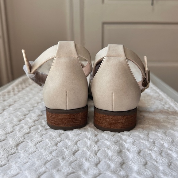 Journee Loreta Loafer Flats Vegan Leather Ivory Buckle Straps Square Toe 1” Heel - Picture 5 of 16